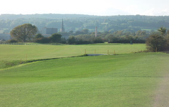 Lydney - 6th Hole